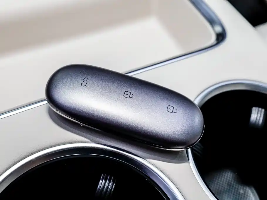 Li Auto Li L8 — миниатюра 22