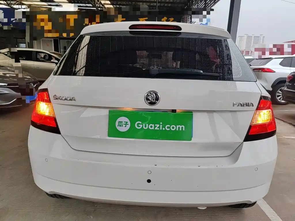 Skoda Fabia — миниатюра 6