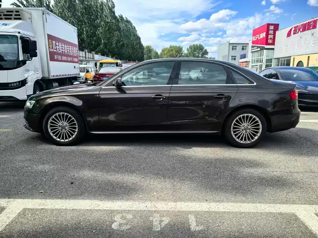 Audi A4L — миниатюра 6