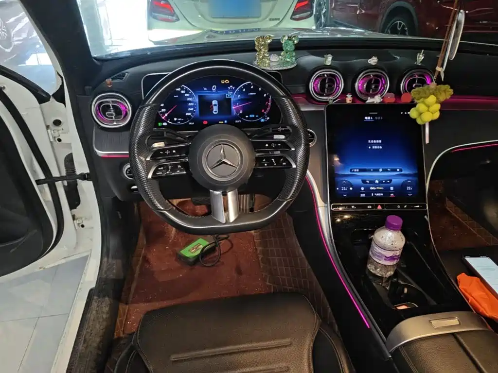 Mercedes-Benz C-Class — миниатюра 11