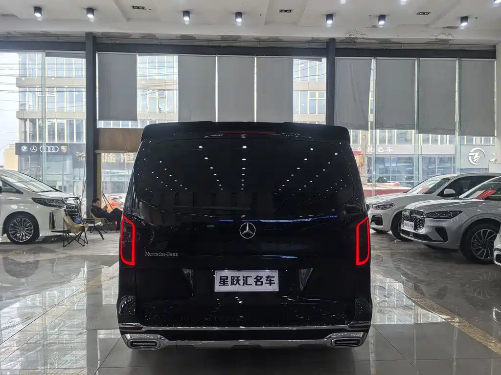 Mercedes-Benz Vito — миниатюра 5