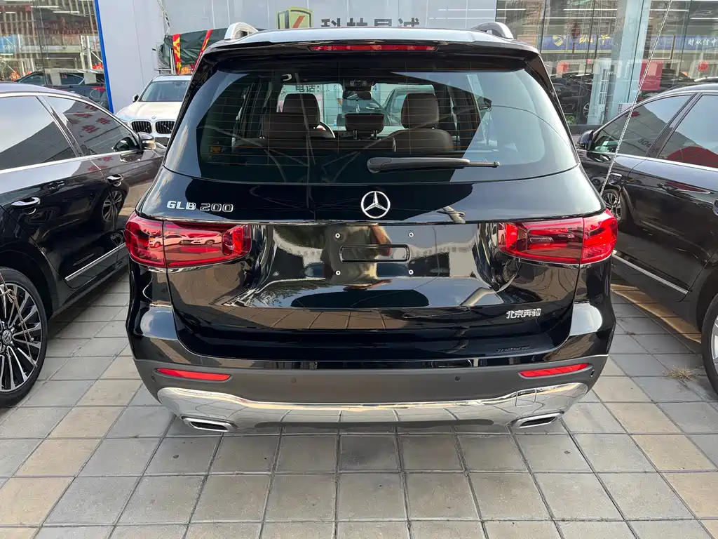 Mercedes-Benz GLB — миниатюра 5