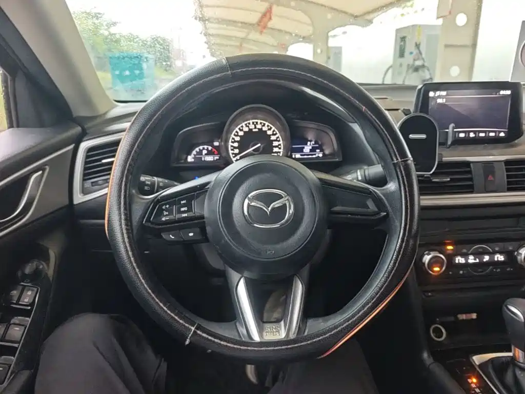 Mazda 3 Axela — миниатюра 11