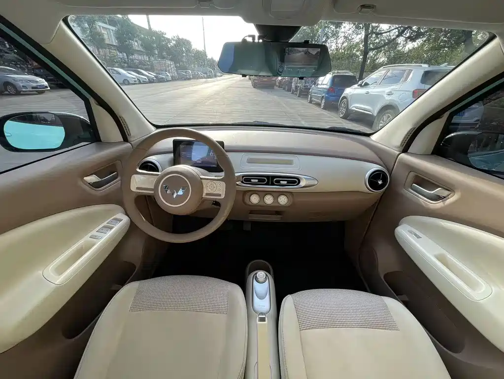 Wuling MINIEV — миниатюра 5