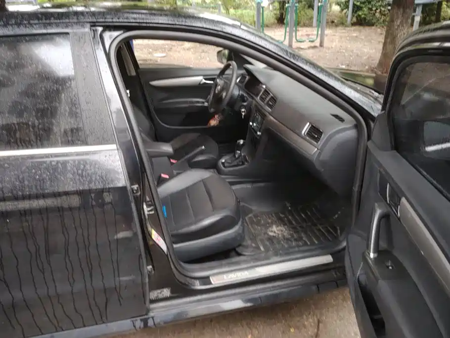 Volkswagen Lavida — миниатюра 8