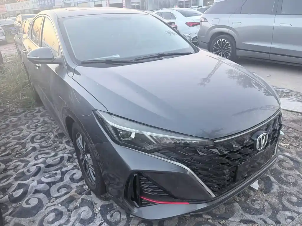 Changan Eado — миниатюра 3