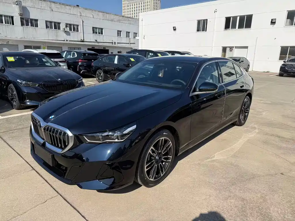 BMW 5 Series 0
