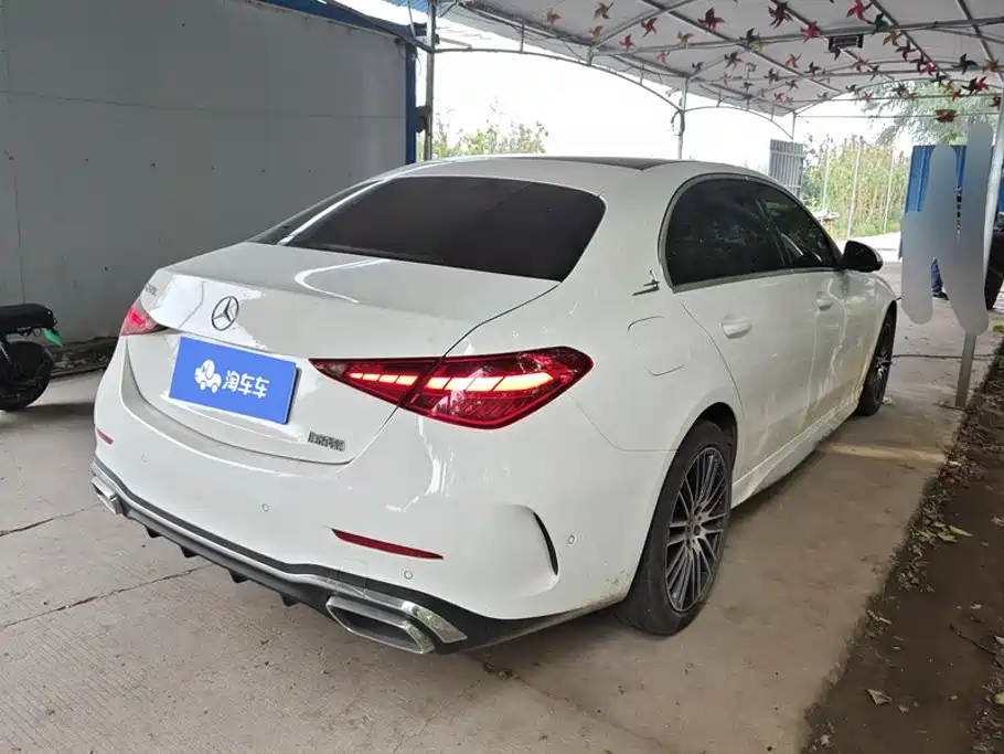 Mercedes-Benz C-Class — миниатюра 3