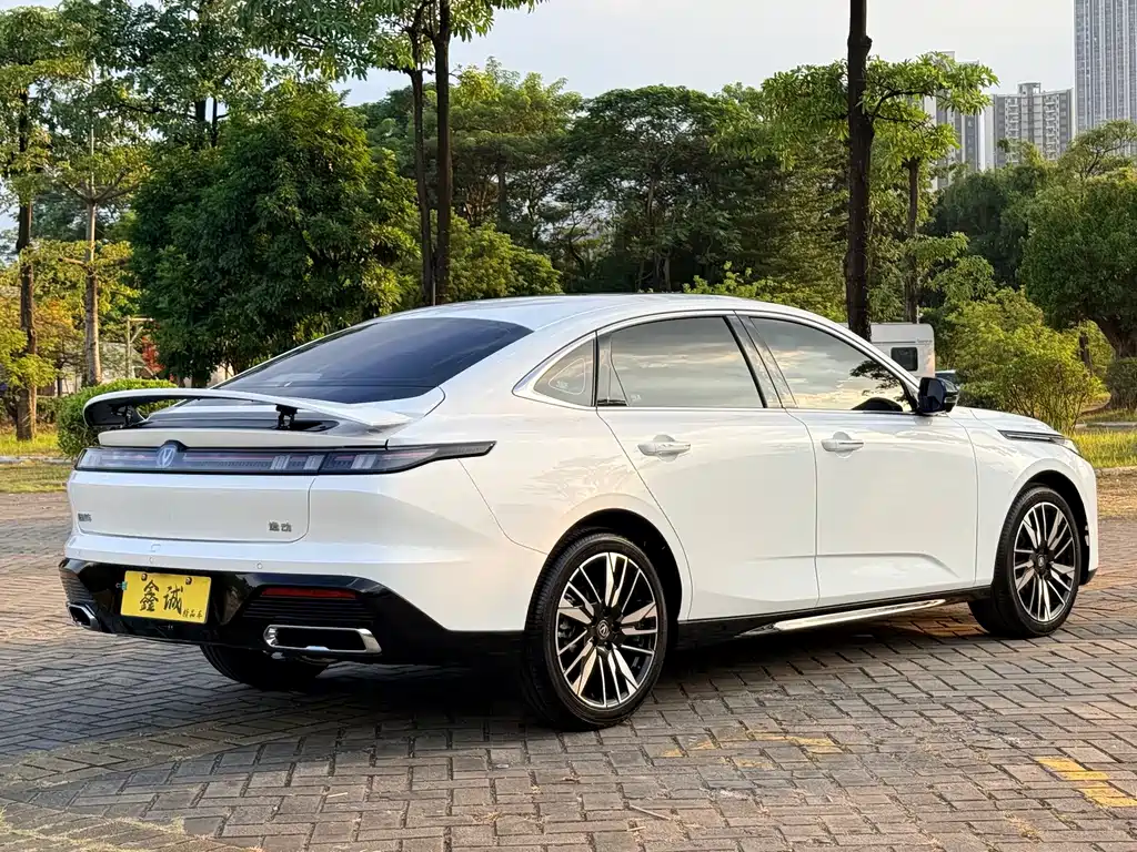 Changan Eado — миниатюра 17
