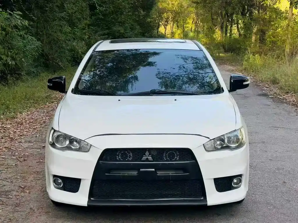 Mitsubishi Lancer EX — миниатюра 2
