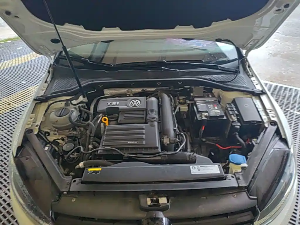 Volkswagen Golf — миниатюра 20