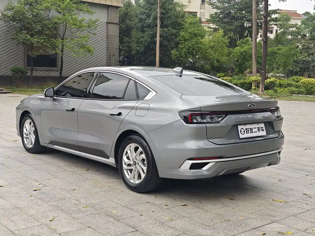 Ford Mondeo 2023 EcoBoost 180