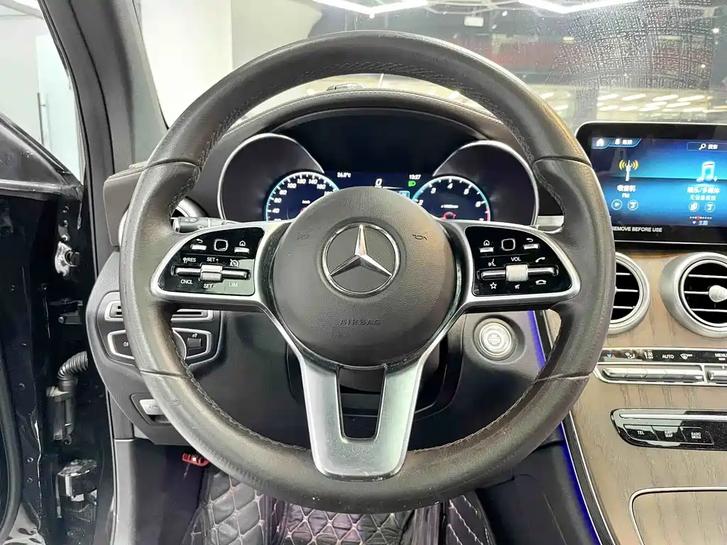 Mercedes-Benz GLC — миниатюра 17