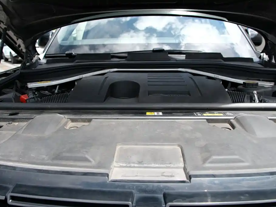Land Rover Range Rover — миниатюра 24