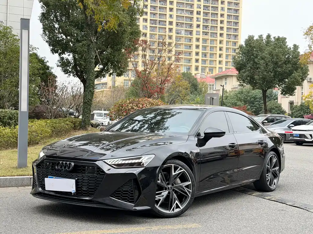 Audi A7L 2022