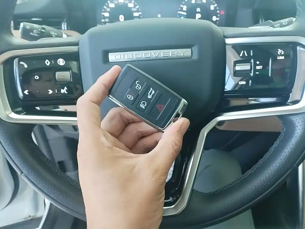 Land Rover Discovery Sport — миниатюра 9