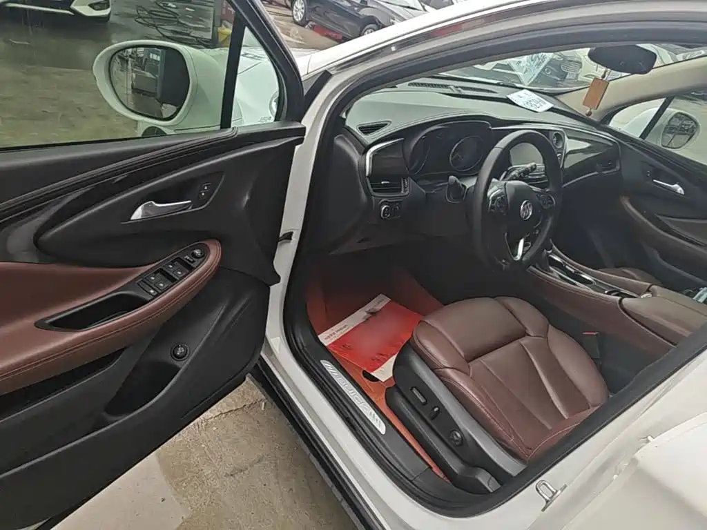 Buick Envision Plus — миниатюра 16