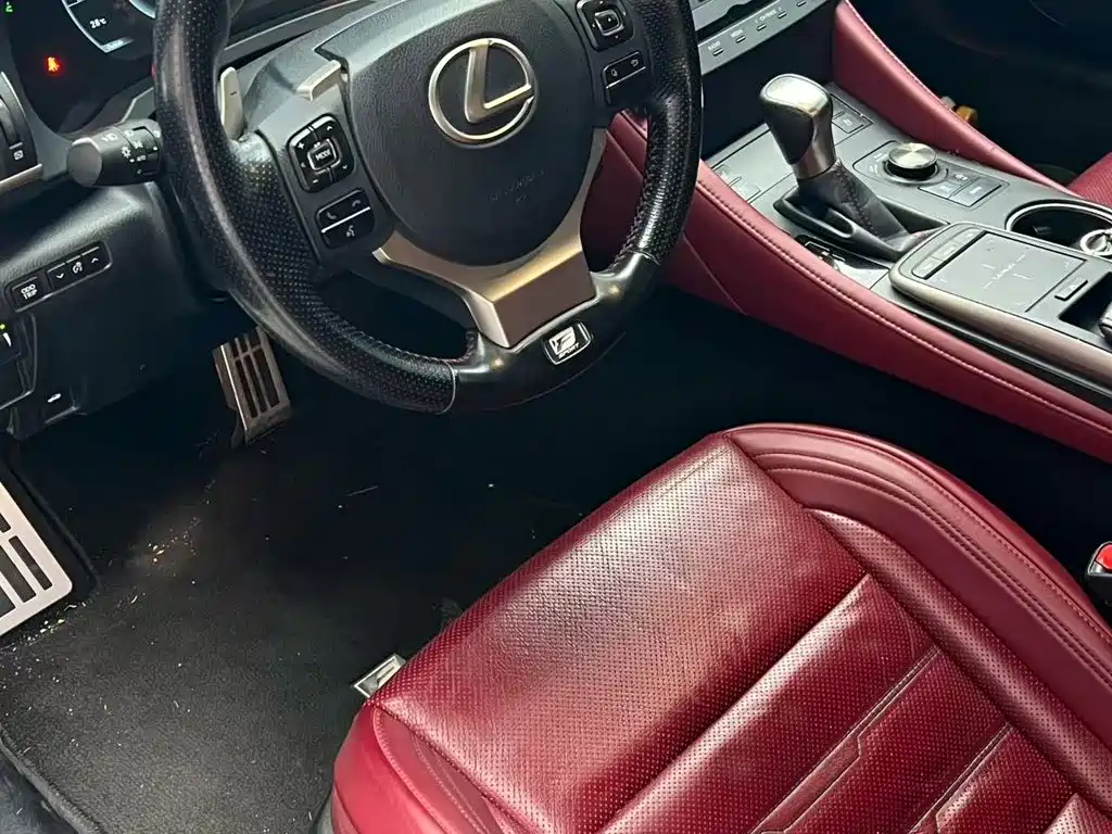 Lexus RC — миниатюра 7