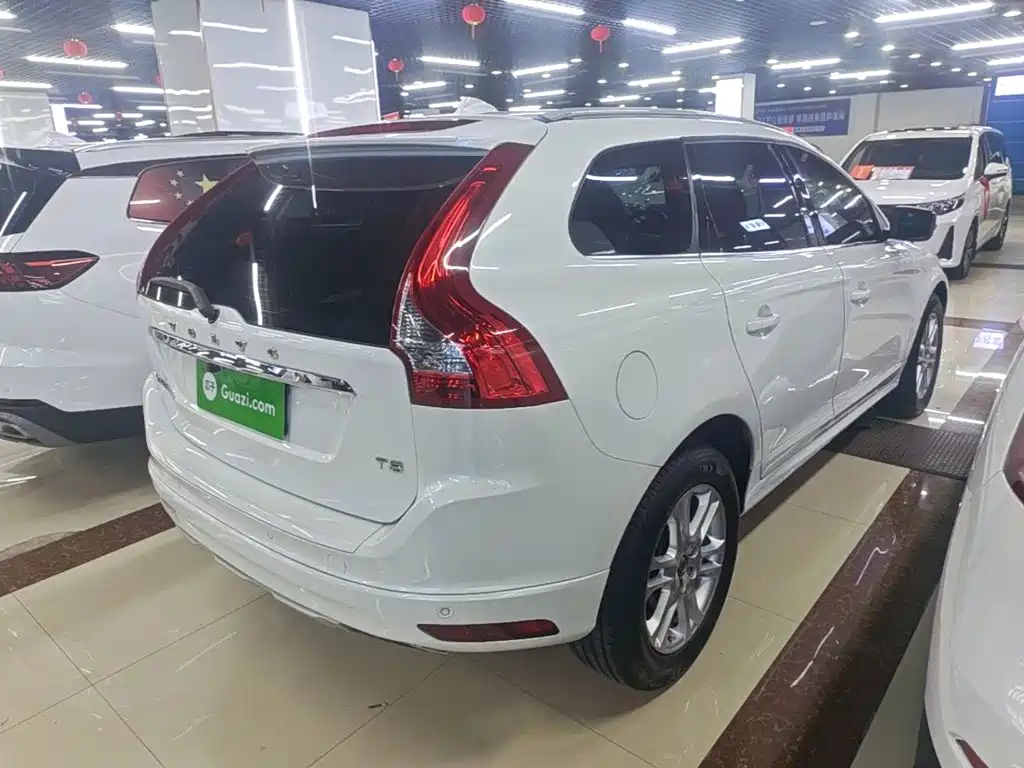 Volvo XC60 — миниатюра 7