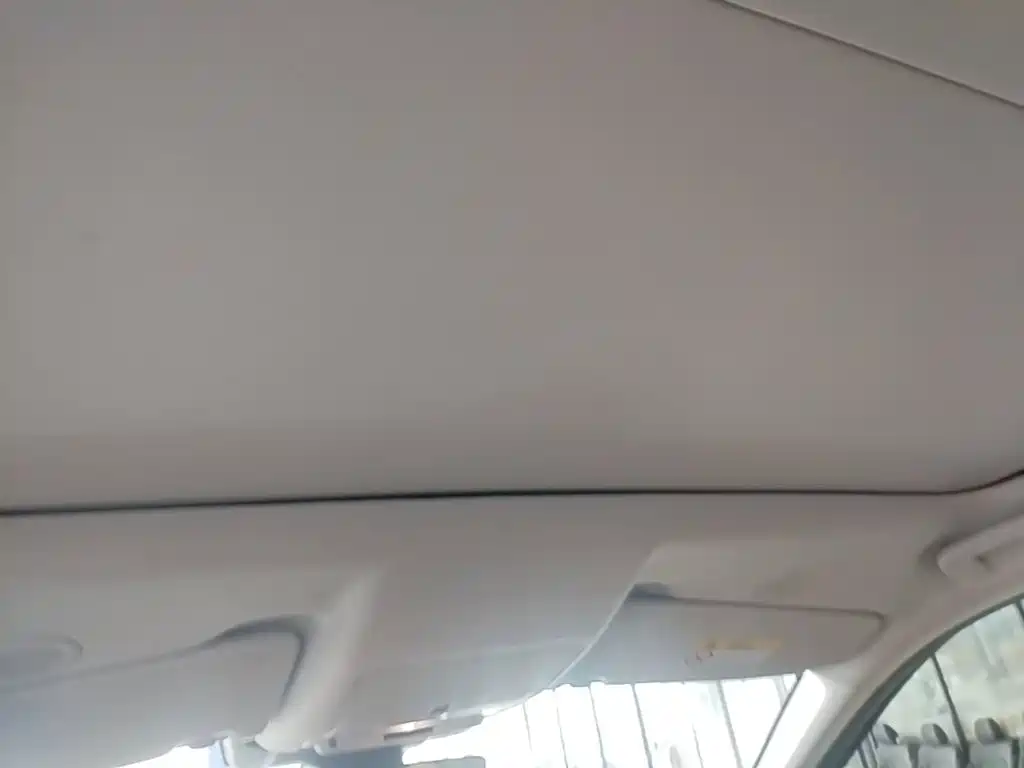 Land Rover Discovery Sport — миниатюра 18
