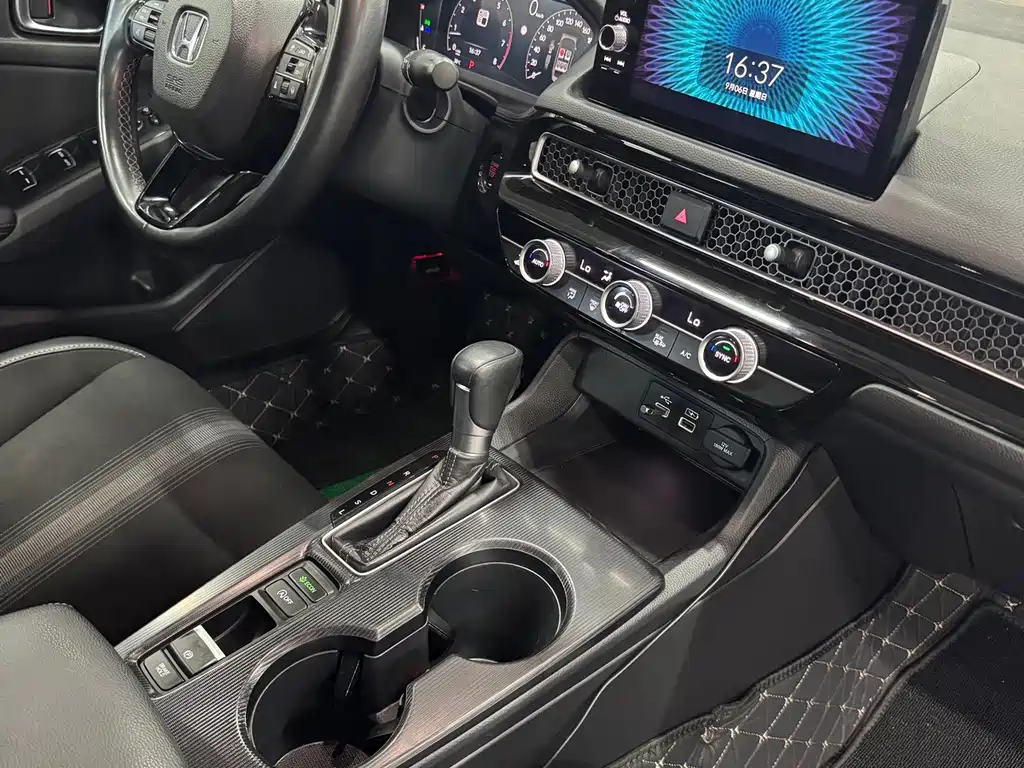 Honda Civic — миниатюра 26