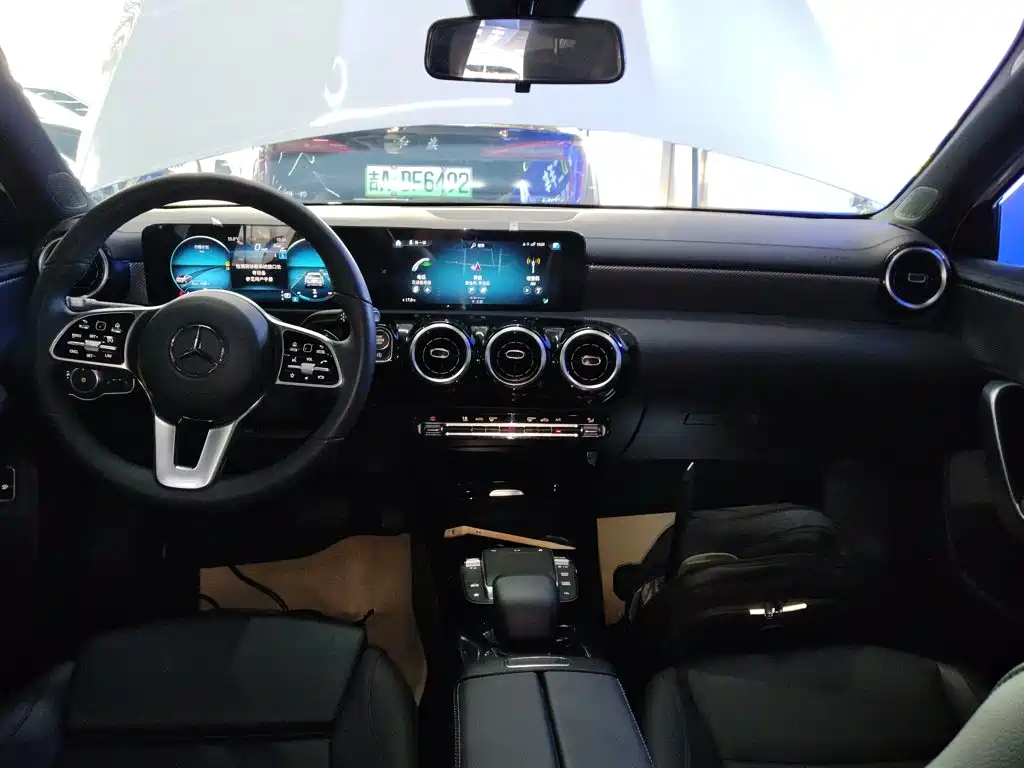 Mercedes-Benz A-Class — миниатюра 10
