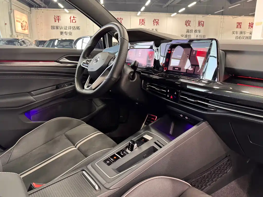 Volkswagen Golf — миниатюра 17