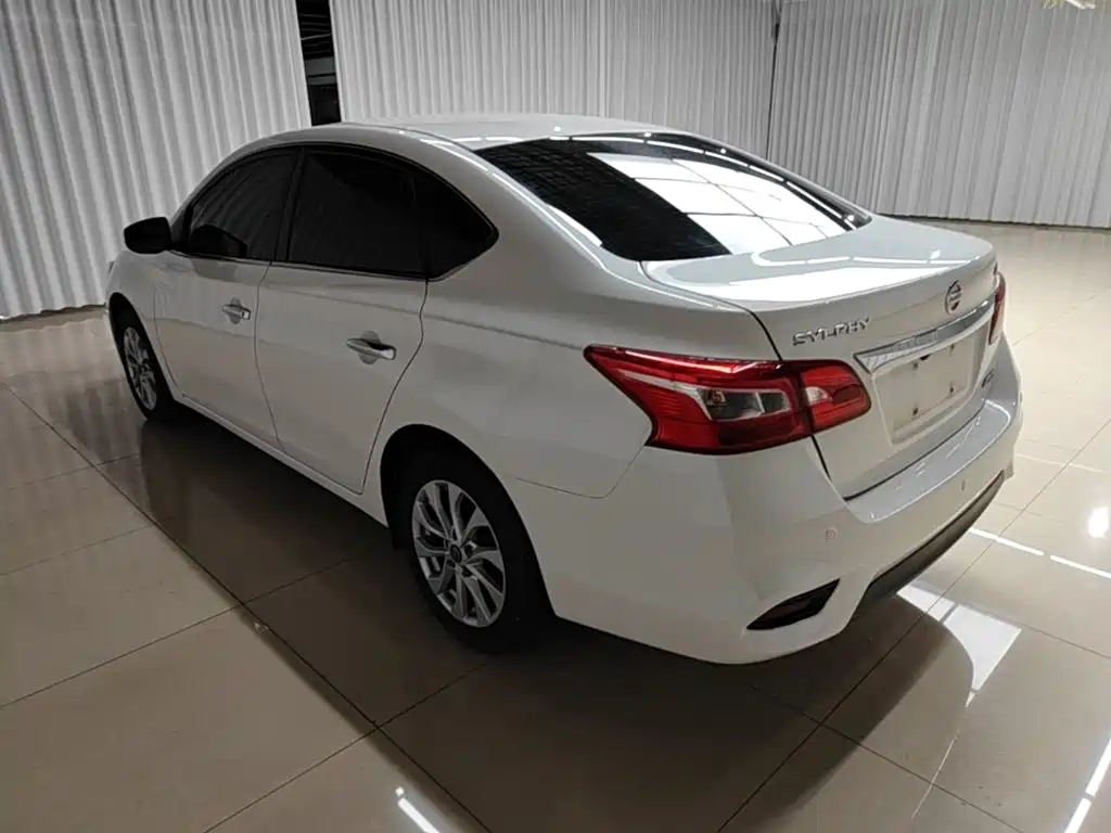Nissan Sylphy — миниатюра 5