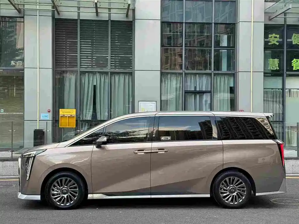 GAC Motor Trumpchi M8 — миниатюра 2