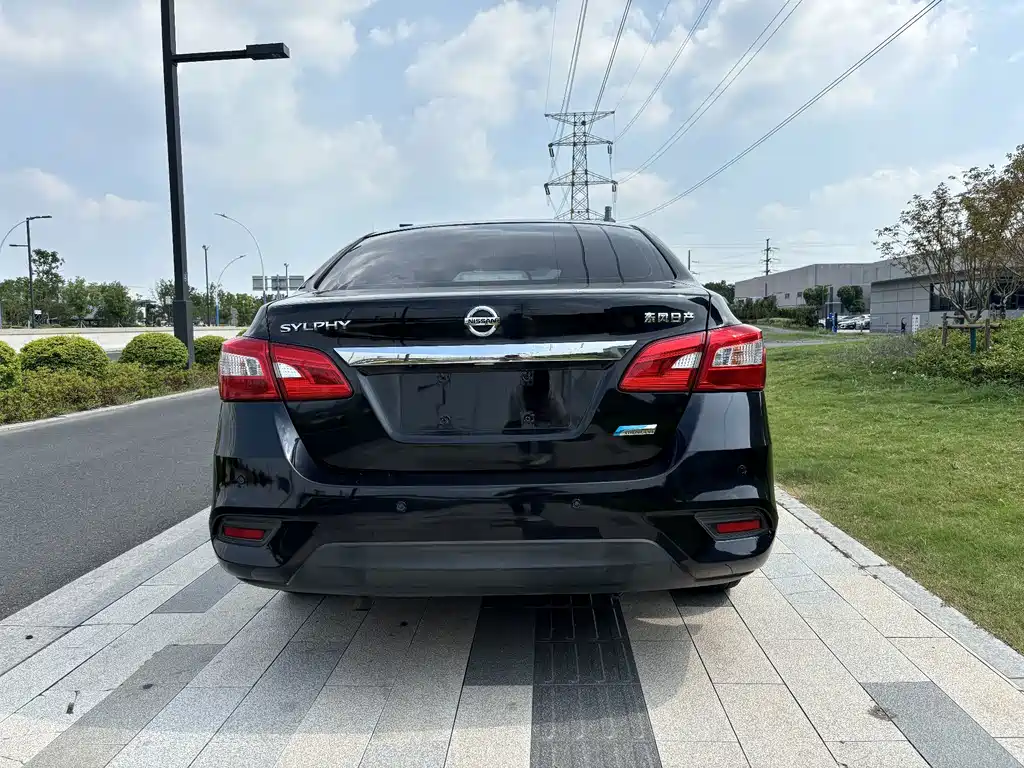 Nissan Sylphy — миниатюра 6