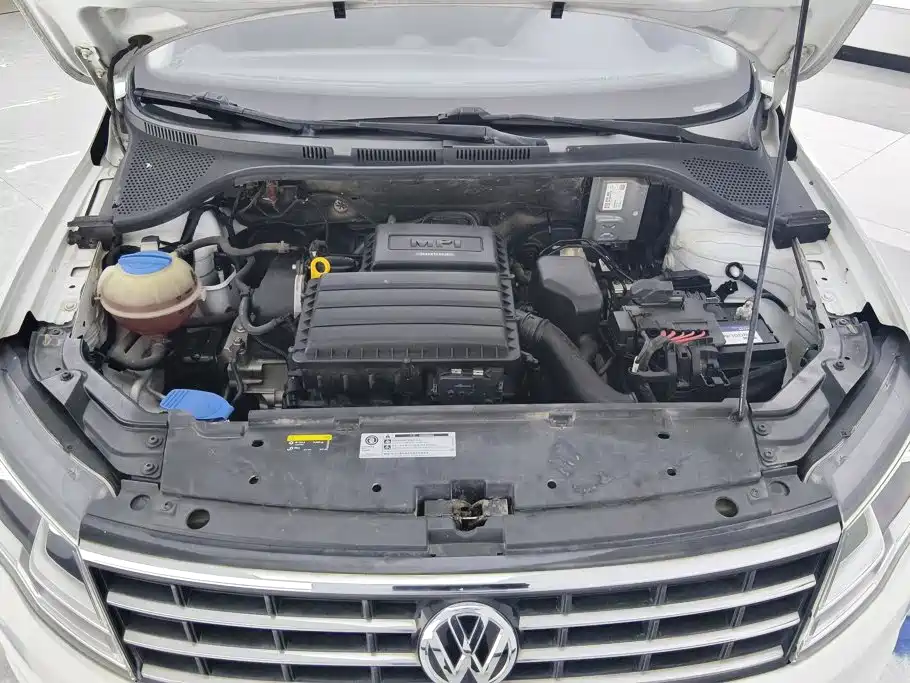 Volkswagen Jetta — миниатюра 9
