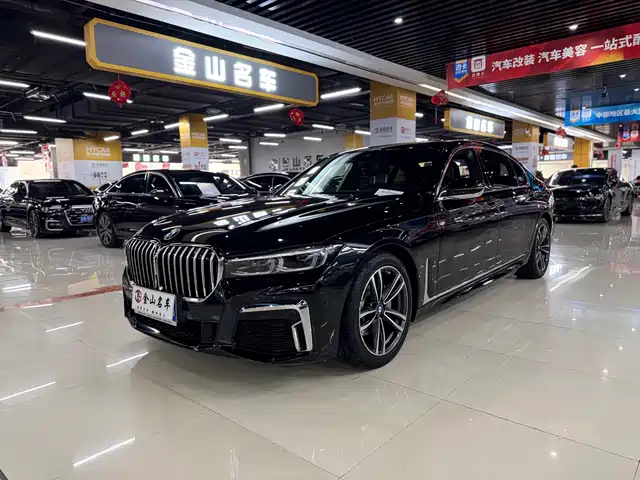 BMW 7 SERIES
