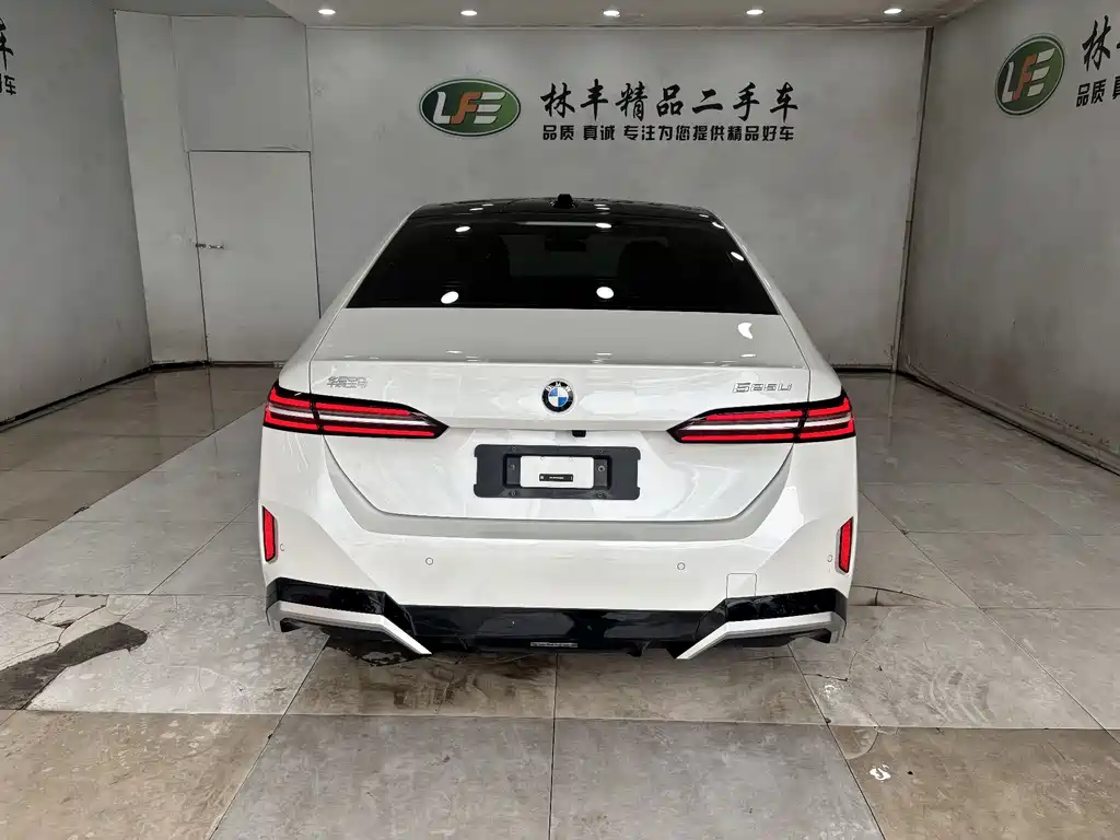 BMW 5 Series 5 2024 525Li M Sport