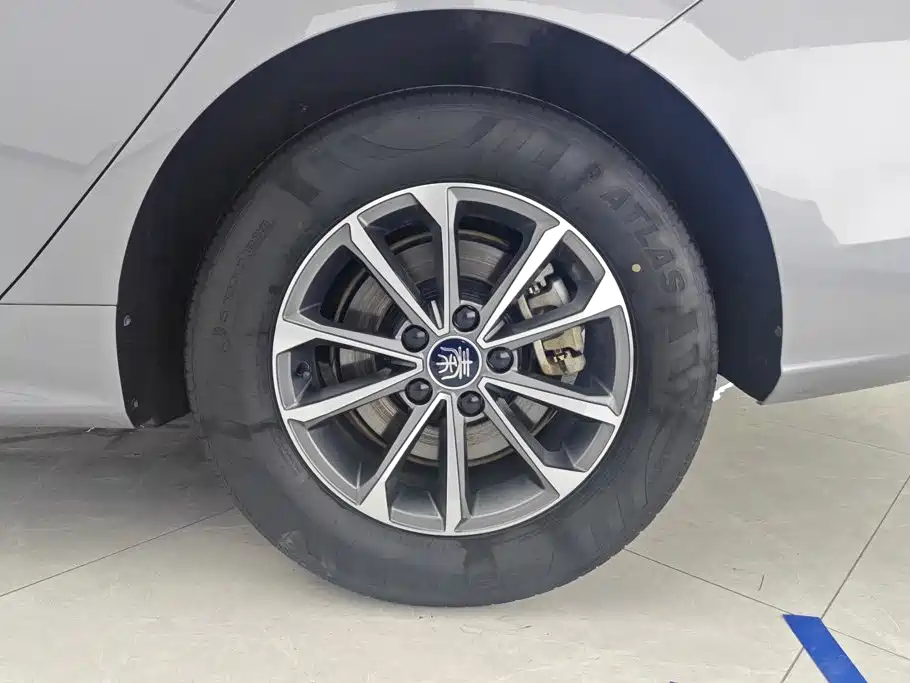 BYD Qin PLUS — миниатюра 6