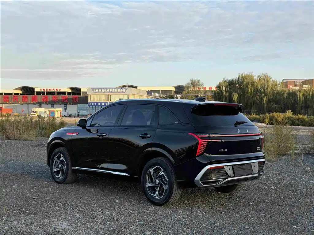 Hongqi Hongqi HS3 — миниатюра 6