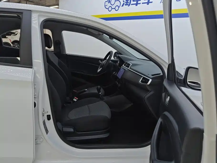 Hyundai Verna — миниатюра 8