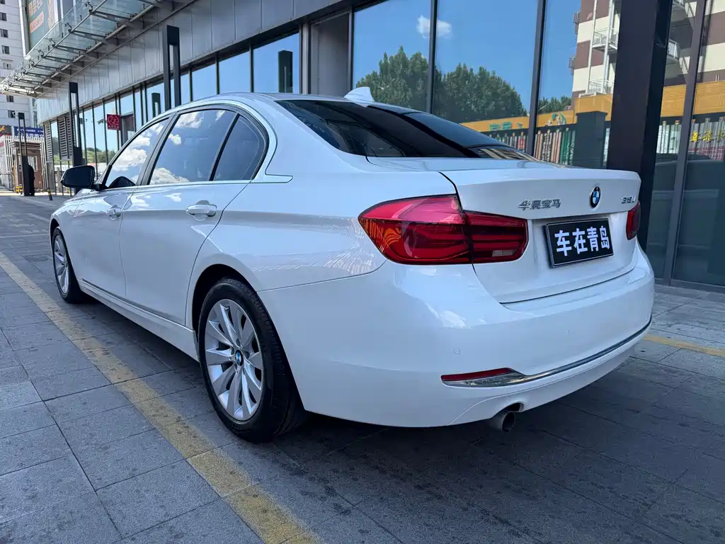 BMW 3 Series — миниатюра 13