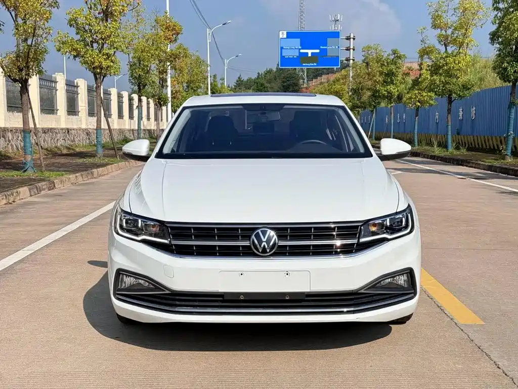 Volkswagen Bora — миниатюра 2