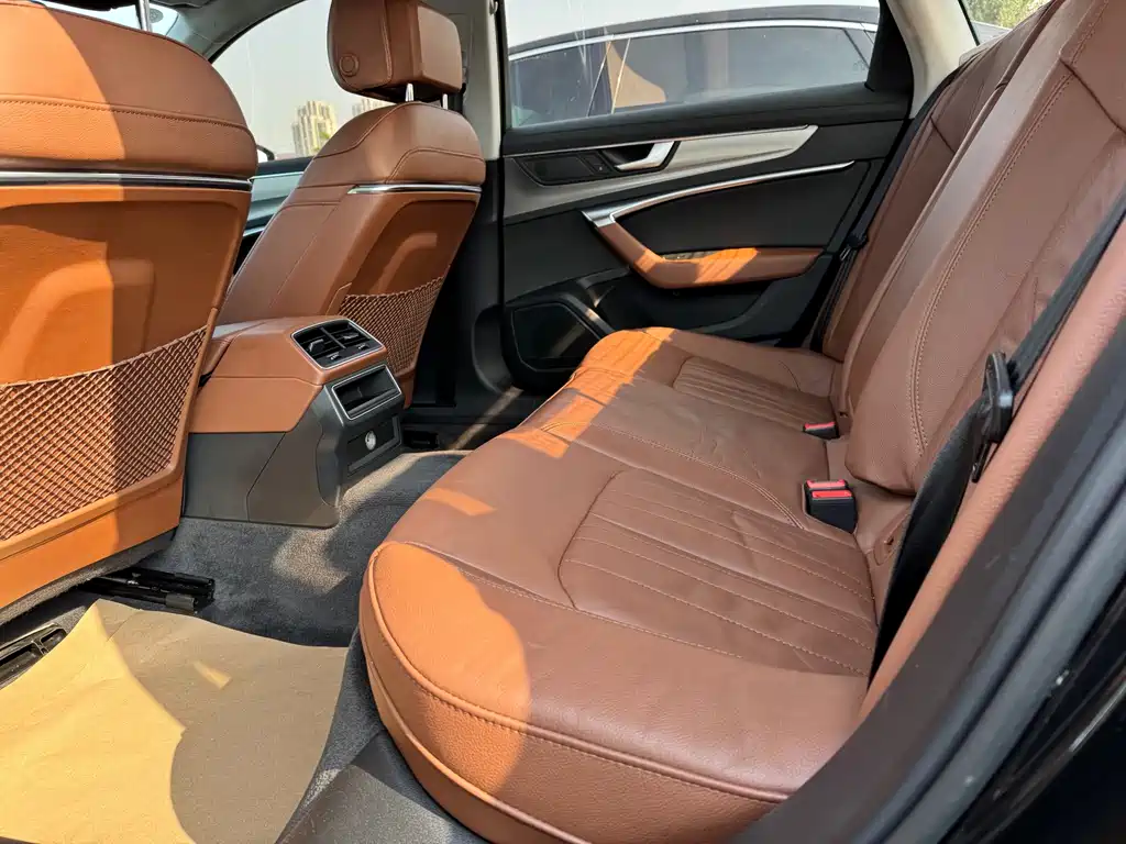 Audi A6L — миниатюра 13