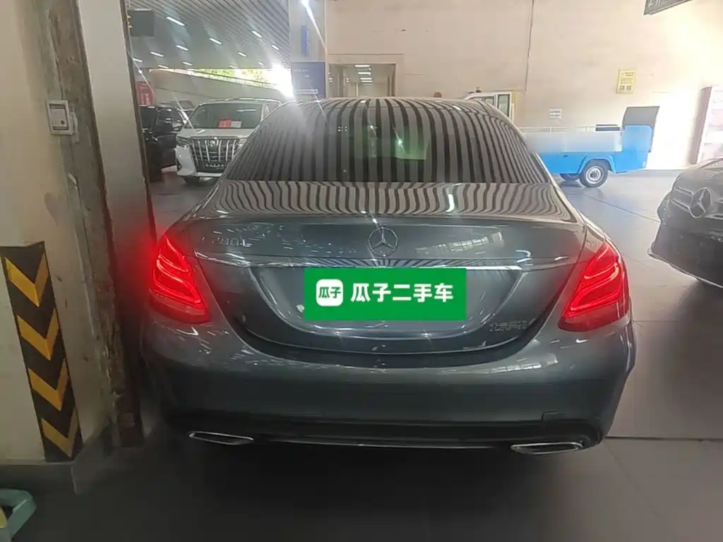 Mercedes-Benz C-Class — миниатюра 6