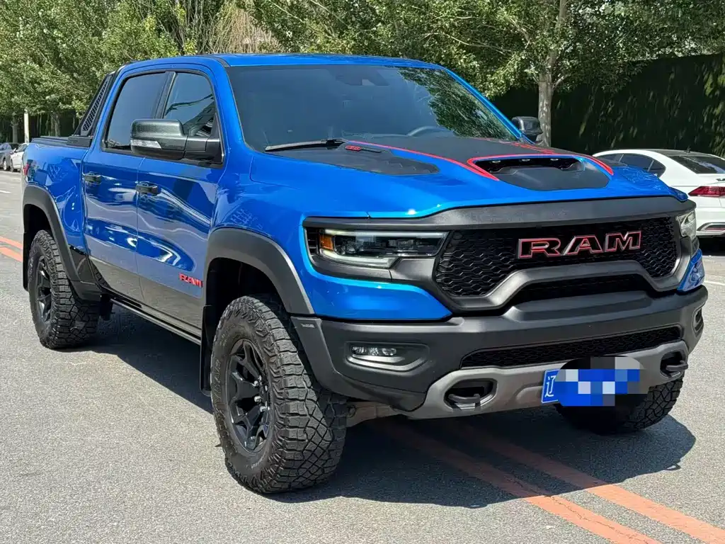 Ram Trucks 2022 6.2T AT