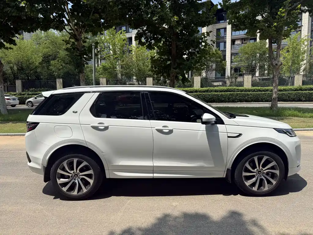 Land Rover Discovery Sport — миниатюра 6