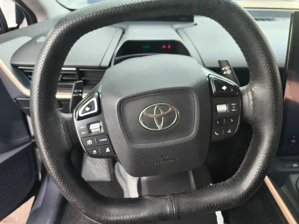 Toyota bZ3 — миниатюра 3
