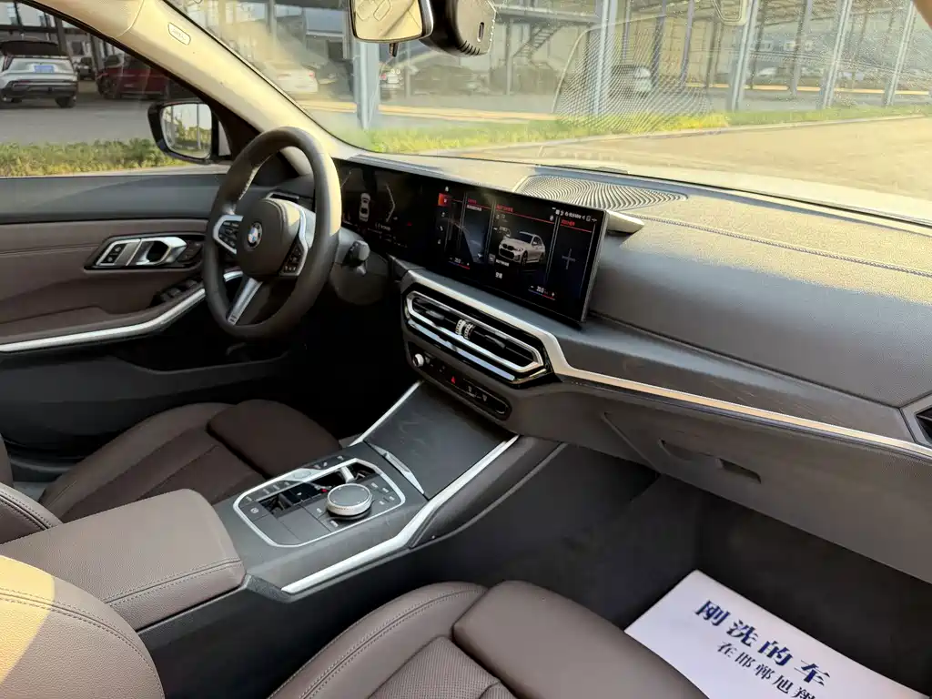 BMW 3 Series — миниатюра 7