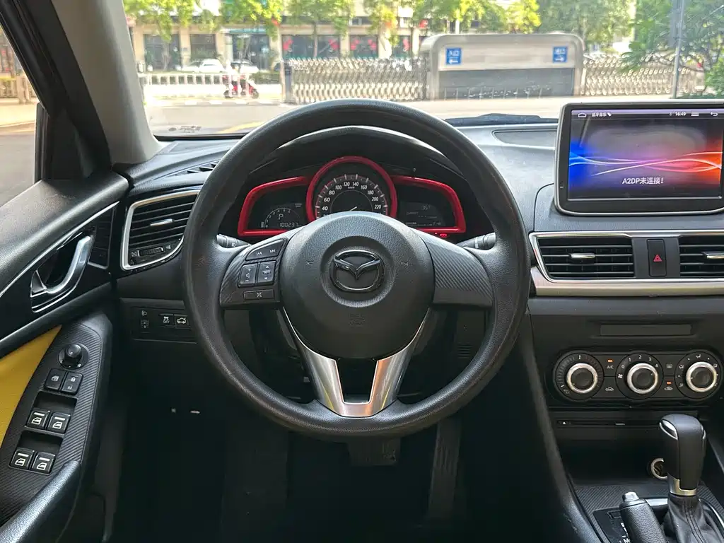 Mazda 3 Axela — миниатюра 8