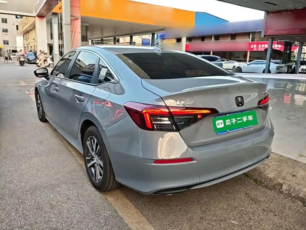 Honda Civic — миниатюра 5