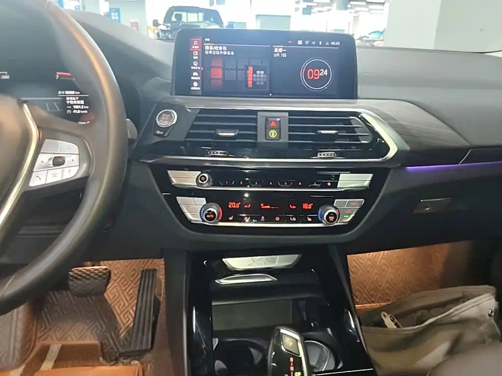 BMW X3 — миниатюра 13