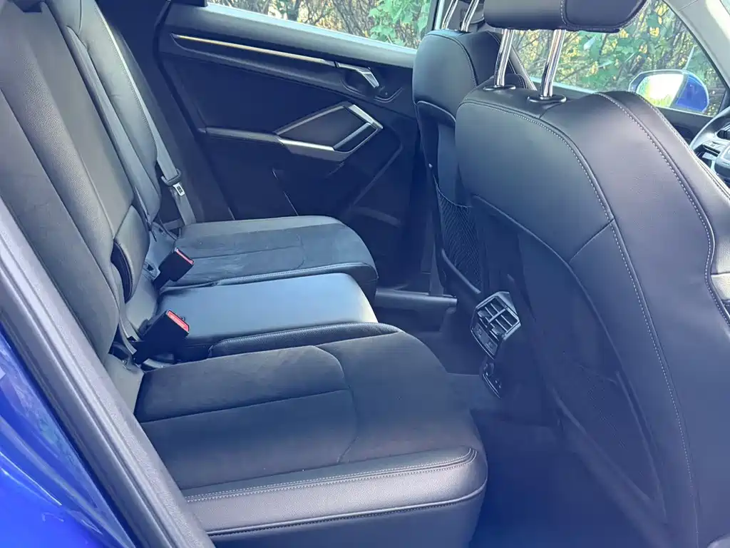 Audi Q3 — миниатюра 10