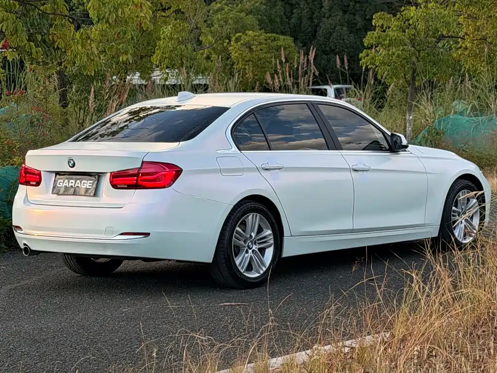 BMW 3 Series — миниатюра 4