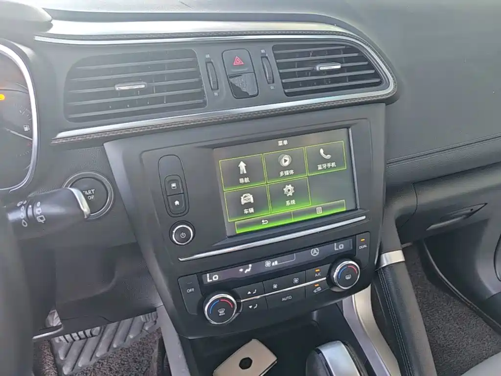 Renault Kadjar — миниатюра 13